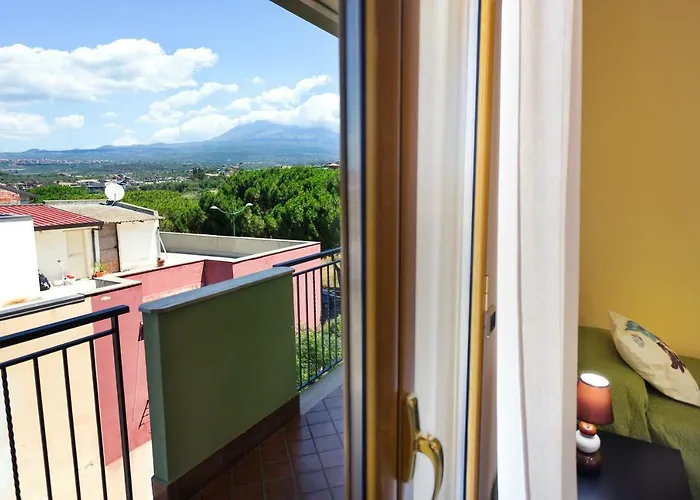 Rocca Degli Etnei Bed & Breakfast 3*